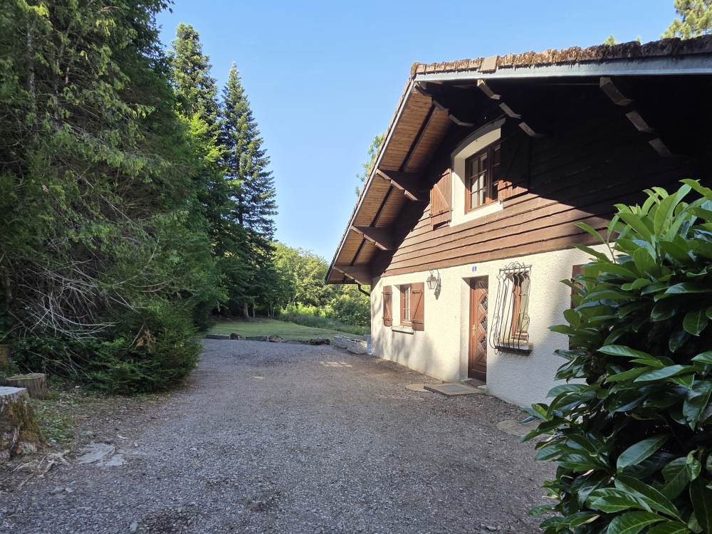 location chalet noiregoutte acces