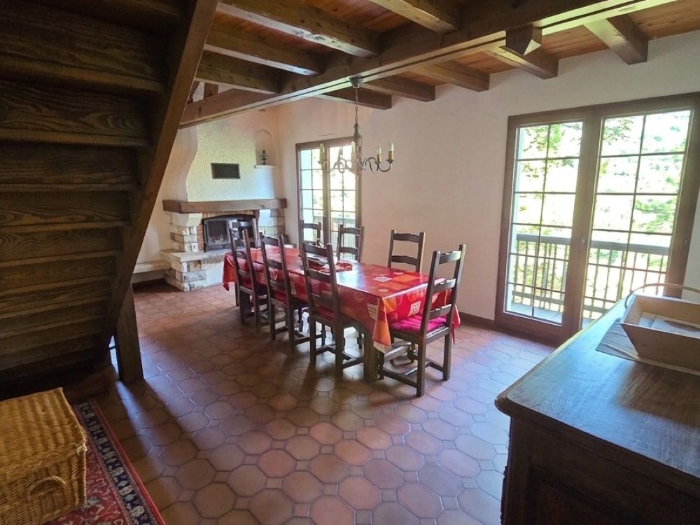 location chalet salle a manger