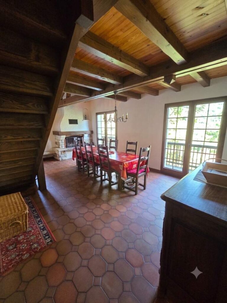 location chalet salle a manger